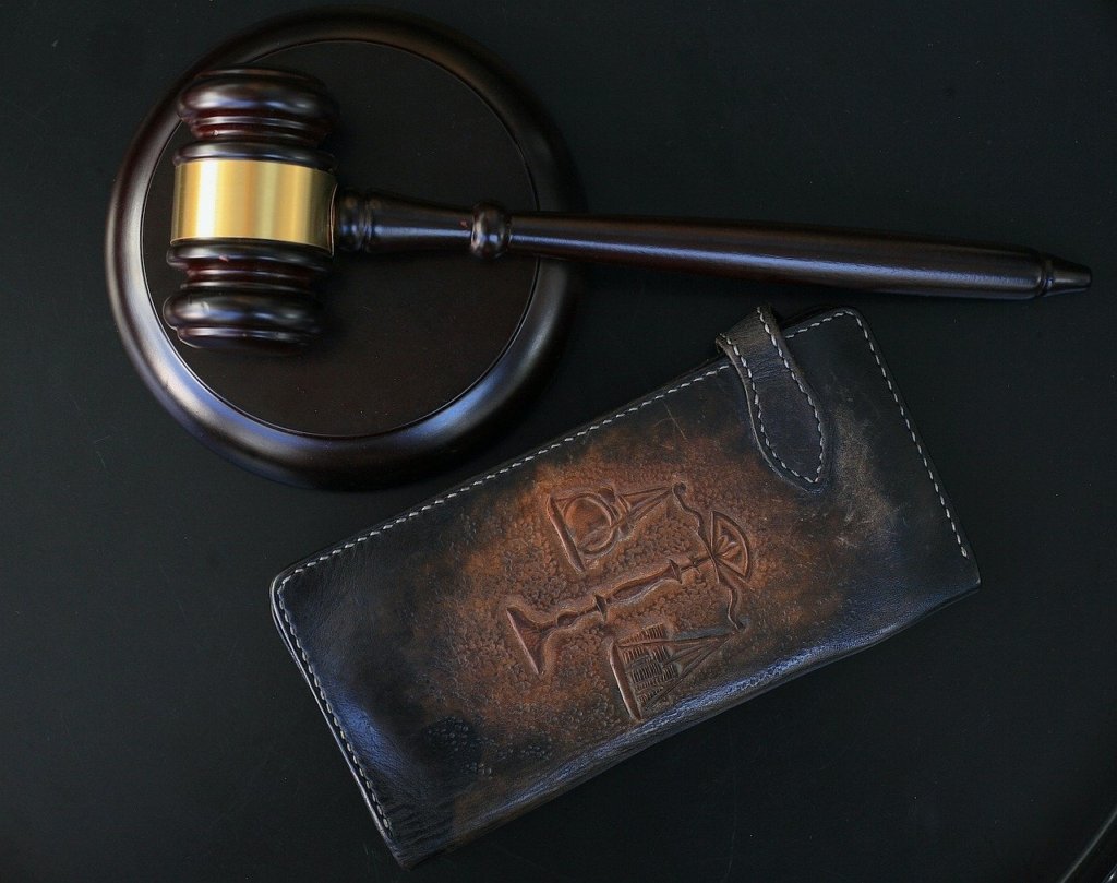 🧑⚖️ La Importancia De Un Abogado En Bienes Raíces: Protección Legal, Seguridad Y Éxito En Tus Transacciones 7 abogado5