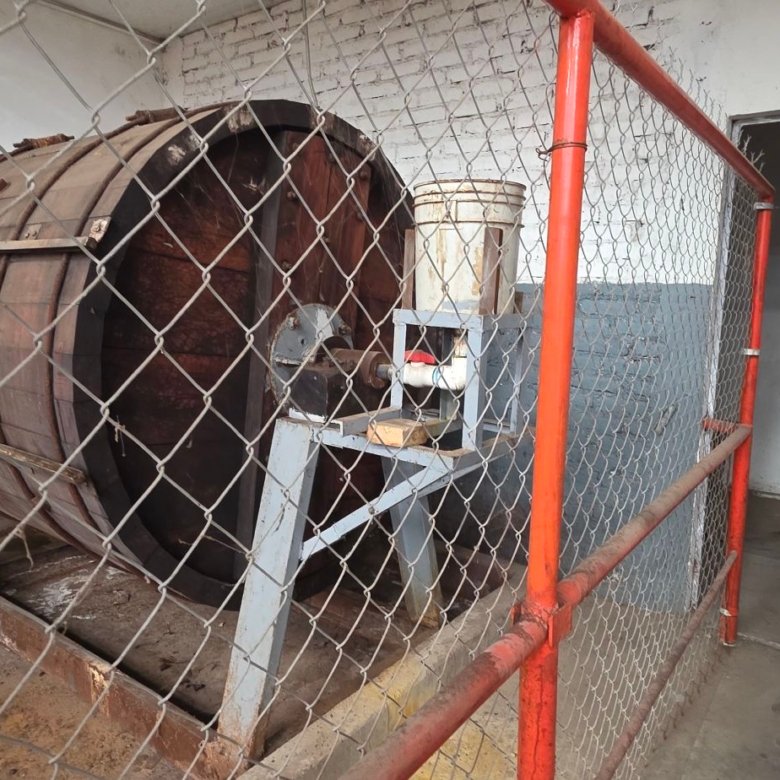 Tambor para curtir o batán industrial delimitado en zona de seguridad en tenería en venta o renta, Industrial Santa Crocce, León, Guanajuato.