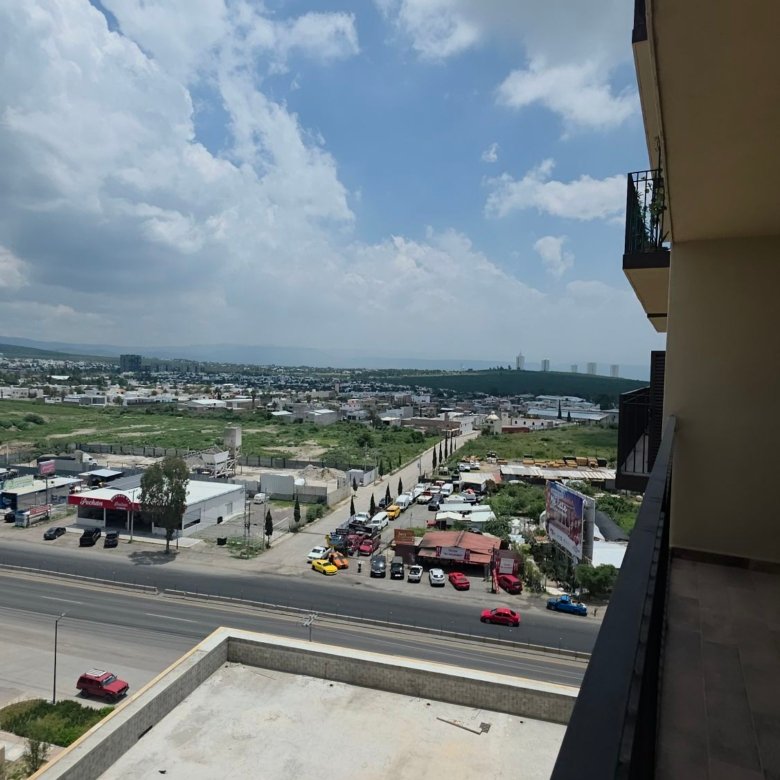 Vista panorámica de la ciudad desde departamento en renta Grand Valbuena León Modelo Berlín