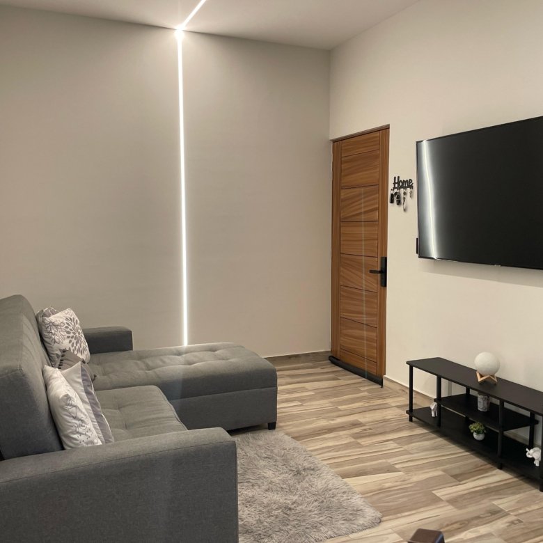 **Texto ALT:** "Propiedad en venta en León, Guanajuato. Inmobiliaria local."