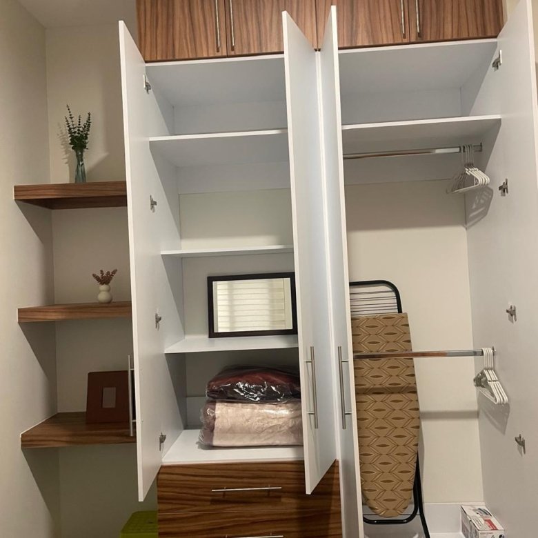 ```alt Propiedad en venta en León, Guanajuato. Inmobiliaria local. ```