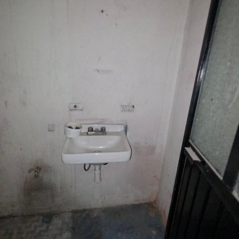Aquí tienes una opción breve y directa: **"Casa en venta en León, Guanajuato"**