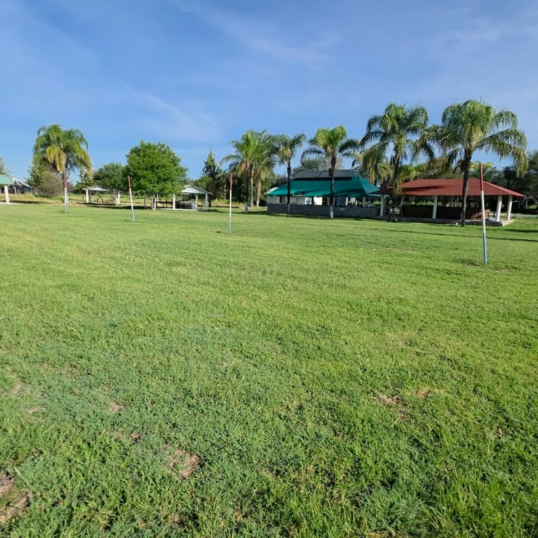 Vista de áreas verdes y amenidades en terrenos campestres en venta en Villas del Vergel Jesús del Monte León Gto
