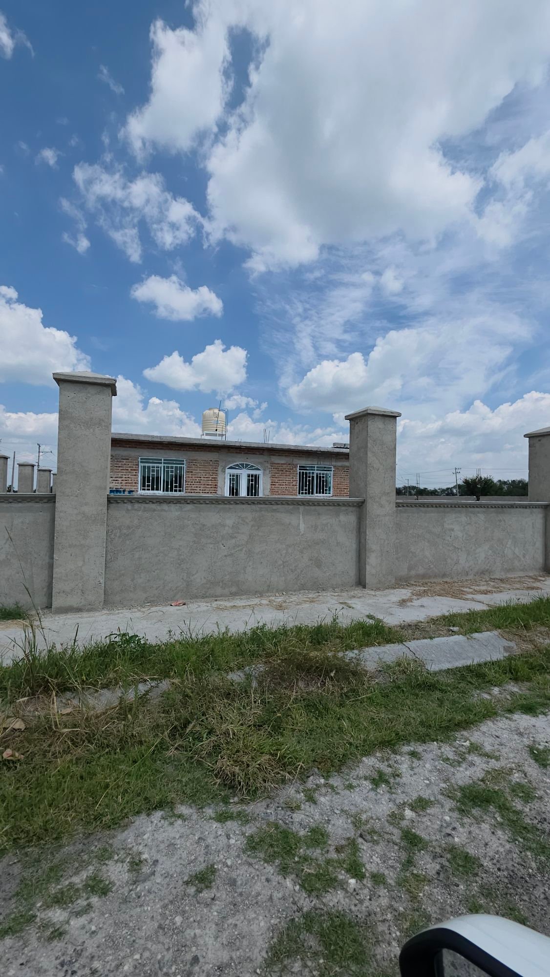 Linderos y barda perimetral de terrenos campestres en venta en Villas del Vergel Jesús del Monte León Gto