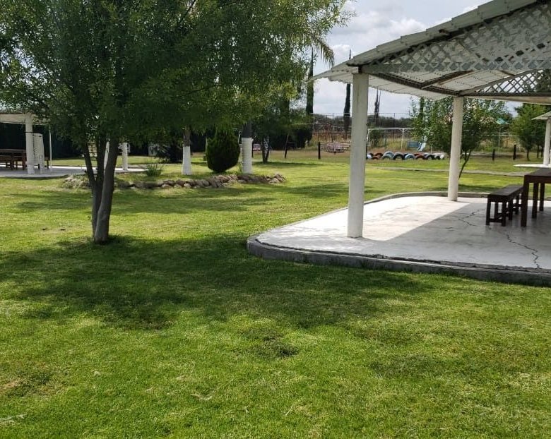 Amenidades y áreas verdes de terrenos campestres en venta en Villas del Vergel Jesús del Monte León Gto