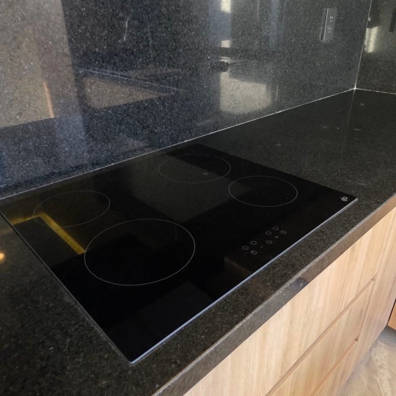 Parrilla y cocina equipada en casa en venta El Mayorazgo La Gavia León Gto