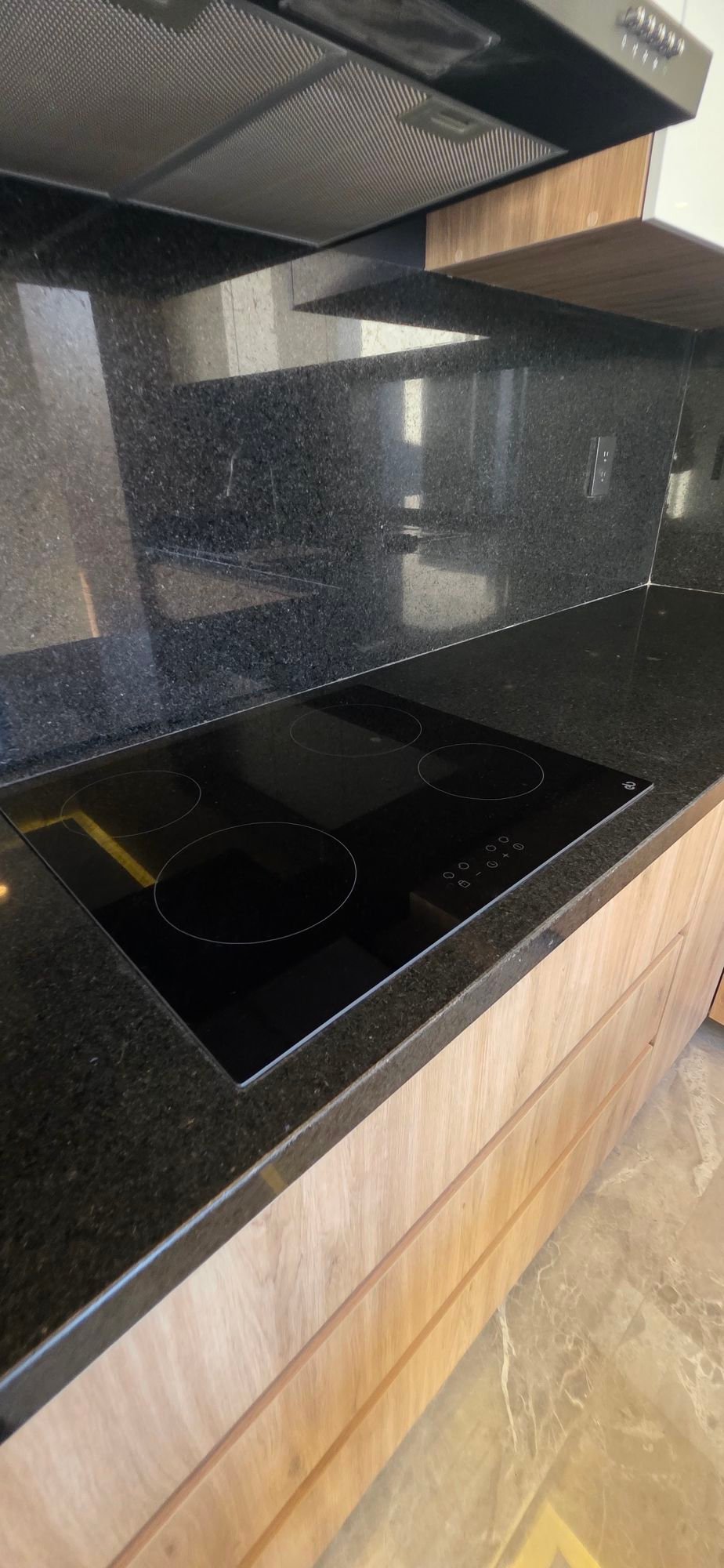 Parrilla y cocina equipada en casa en venta El Mayorazgo La Gavia León Gto
