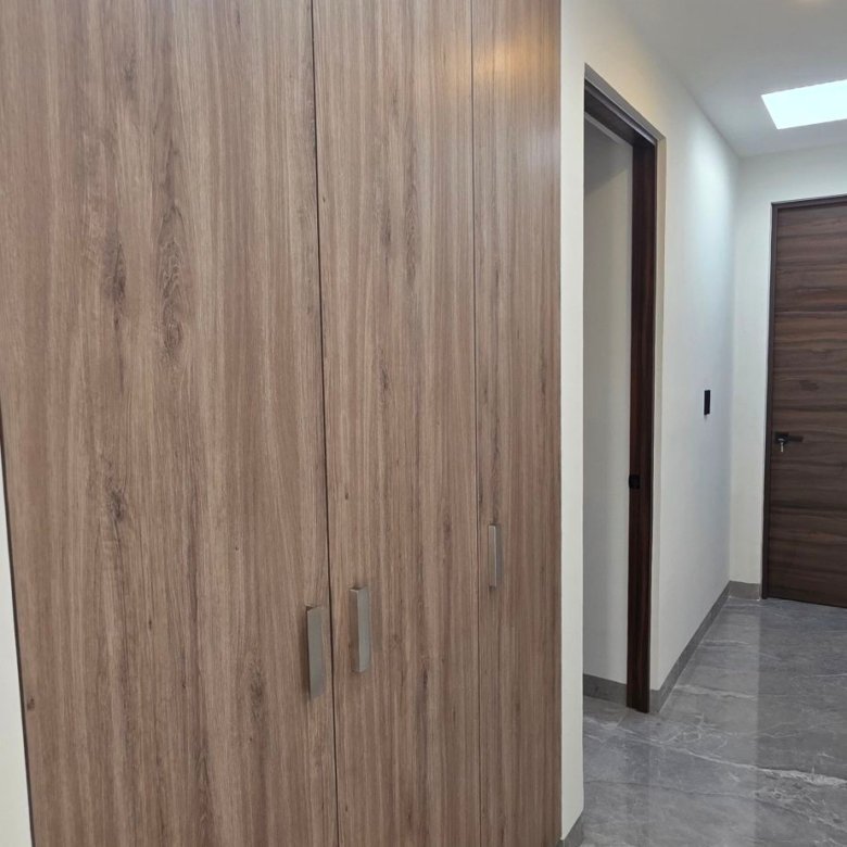 Clóset de blancos y carpintería en casa en venta El Mayorazgo La Gavia León Gto