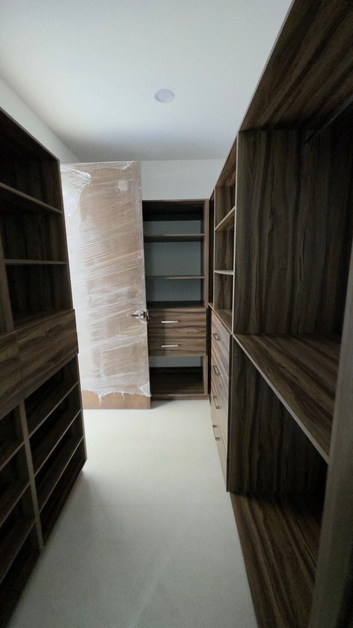 Vestidor con carpintería en casa en venta Mayorca Residencial León