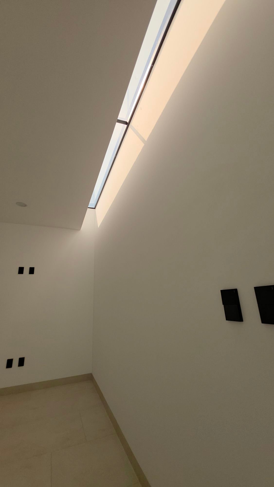 Tragaluz y cubo de iluminación en casa en venta Mayorca Residencial León